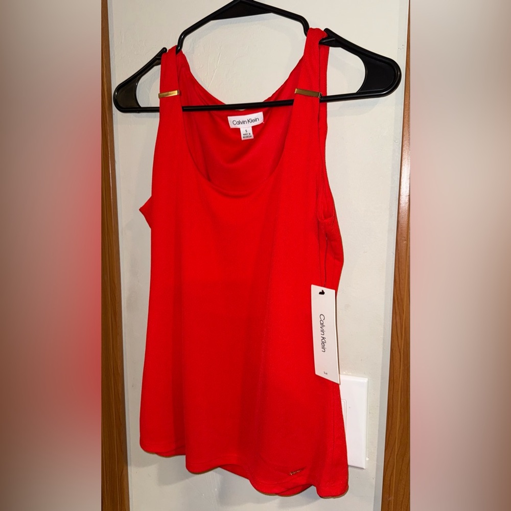 Calvin Klein Cherry Red Scoop Neck Tank Size Small